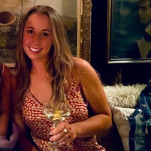 Meet your Posher, Carly